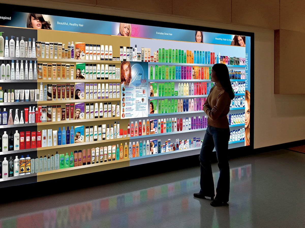 P&G sở hữu hàng loạt thương hiệu khác nhau và đó đều là những thương hiệu dẫn đầu hoặc rất mạnh trong ngành hàng của mình.